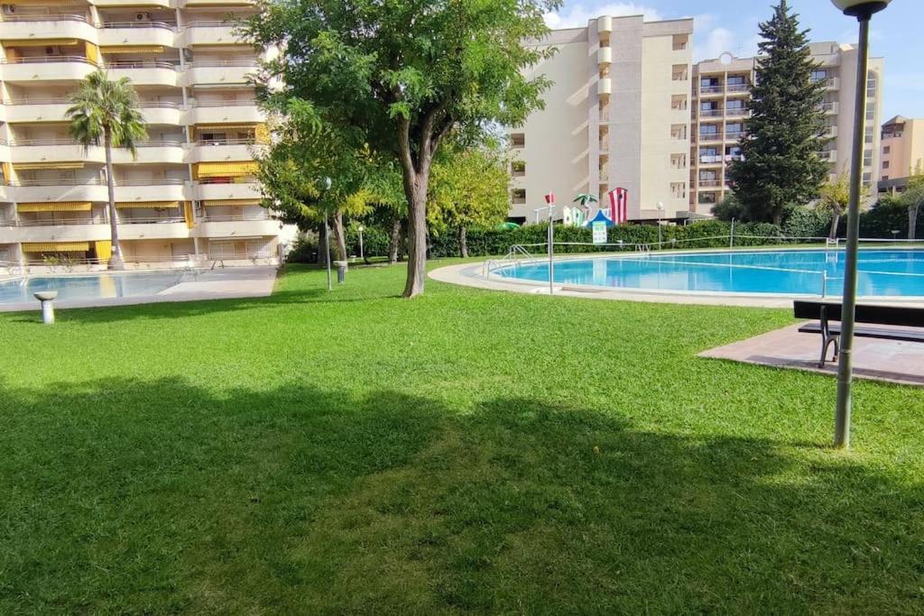 Apartamento En Salou Con 3 Piscinas Junto A Port Aventura Kültér fotó