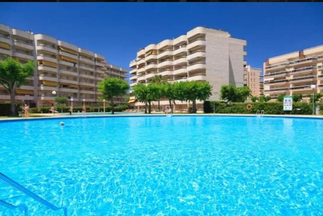 Apartamento En Salou Con 3 Piscinas Junto A Port Aventura Kültér fotó